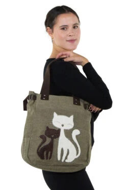 Comeco Inc - Lovely Cats With Faux Fur And Studs Tote Bag -BIG BEAR GEAR SHOP 84523cn be 8copy 720x 8a2f3a40 3129 4b70 954a 79997cec1170