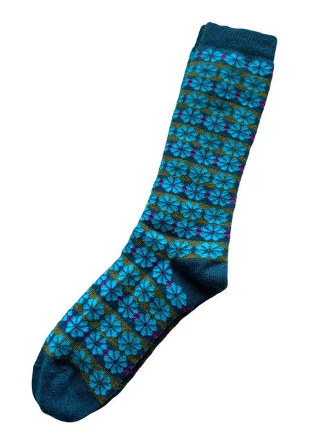Alpaca Pin Wheel Floral Stripe Socks Alpaca Pin Wheel Floral Stripe Socks -BIG BEAR GEAR SHOP Tey Art20Pin20Wheel20Teal20Snag1 480x640 1